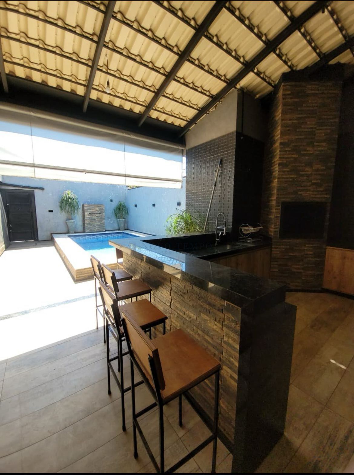 Casa, 3 quartos, 207 m² - Foto 2