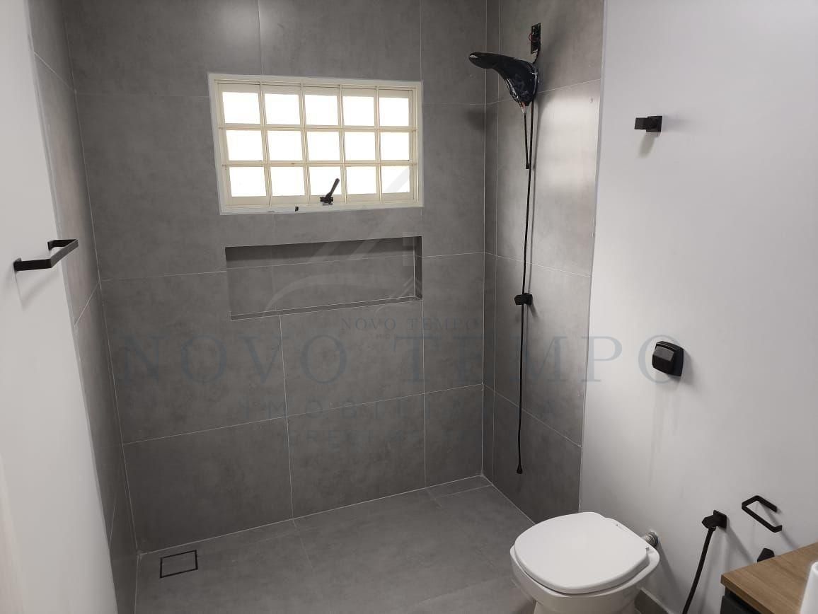 Casa à venda com 4 quartos, 174m² - Foto 13