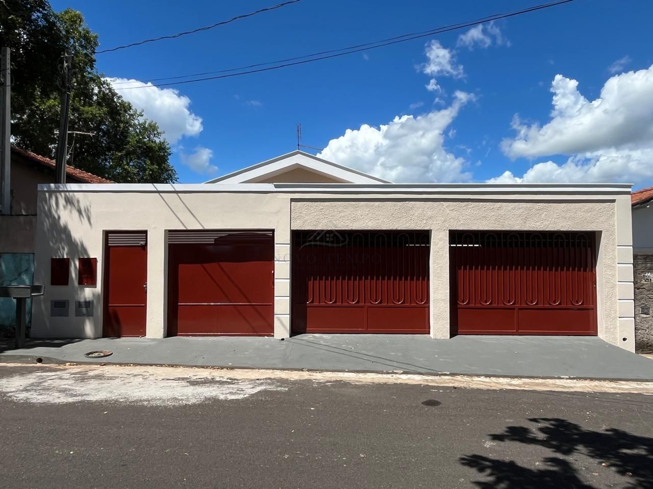 Casa, 3 quartos, 200 m² - Foto 1