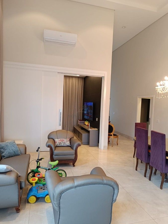Casa, 3 quartos, 256 m² - Foto 3