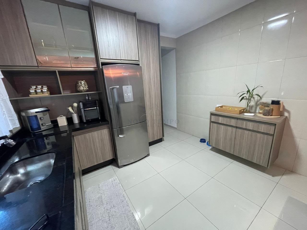 Casa, 4 quartos, 230 m² - Foto 6