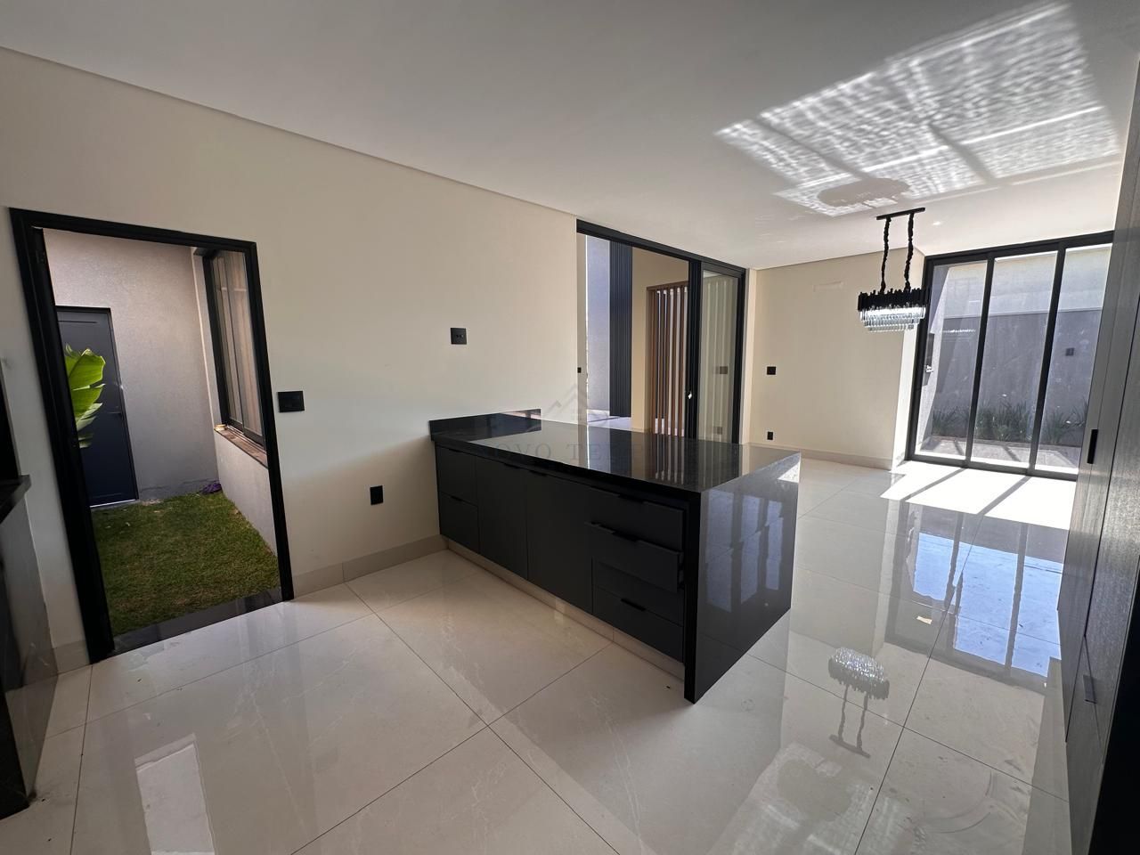 Casa, 3 quartos, 270 m² - Foto 28