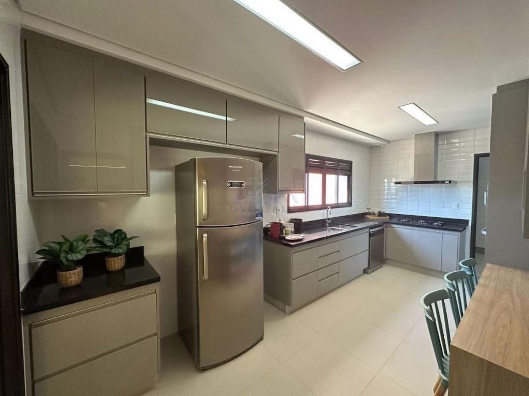 Apartamento, 4 quartos, 257 m² - Foto 7