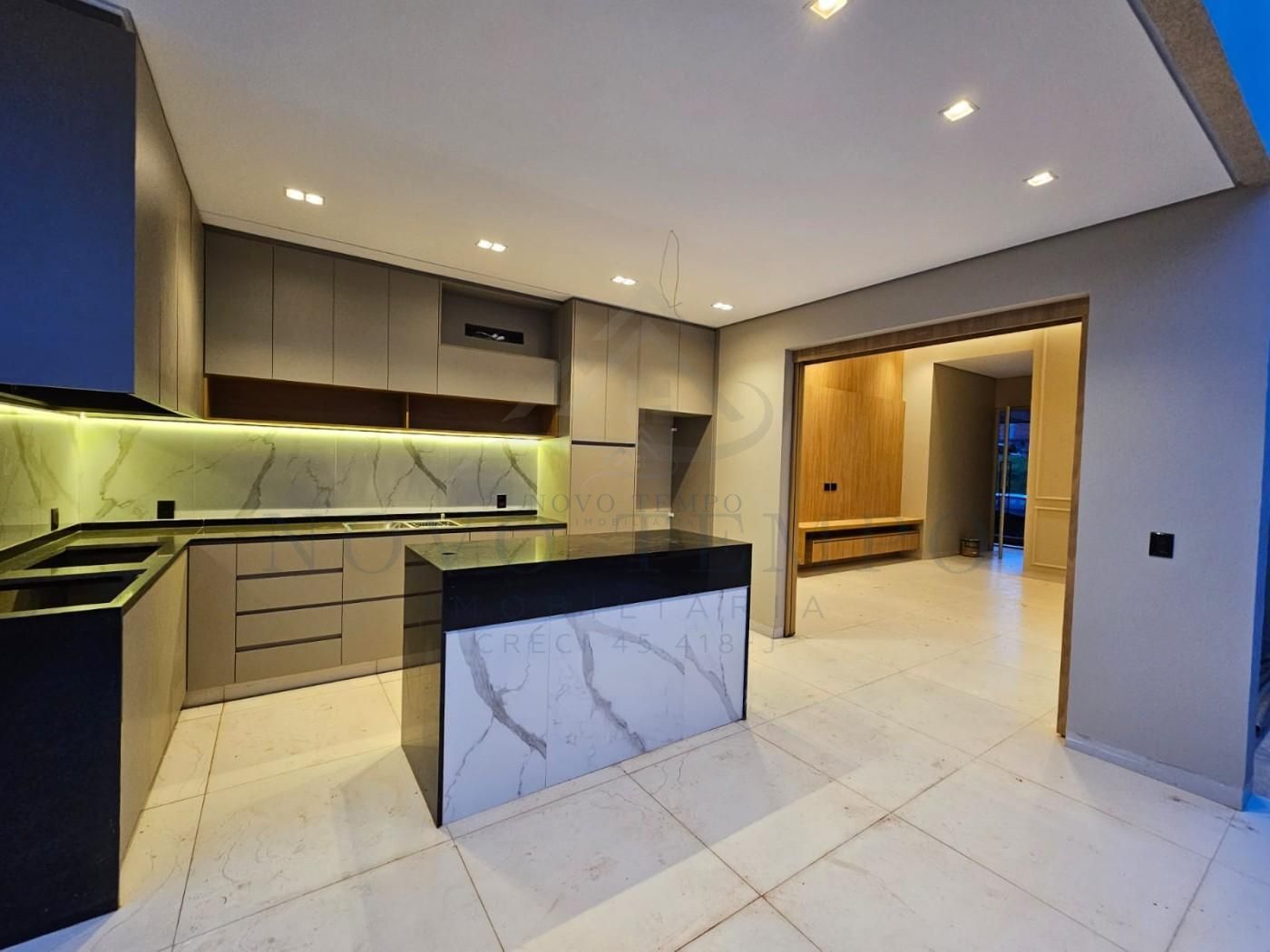 Casa, 3 quartos, 276 m² - Foto 4