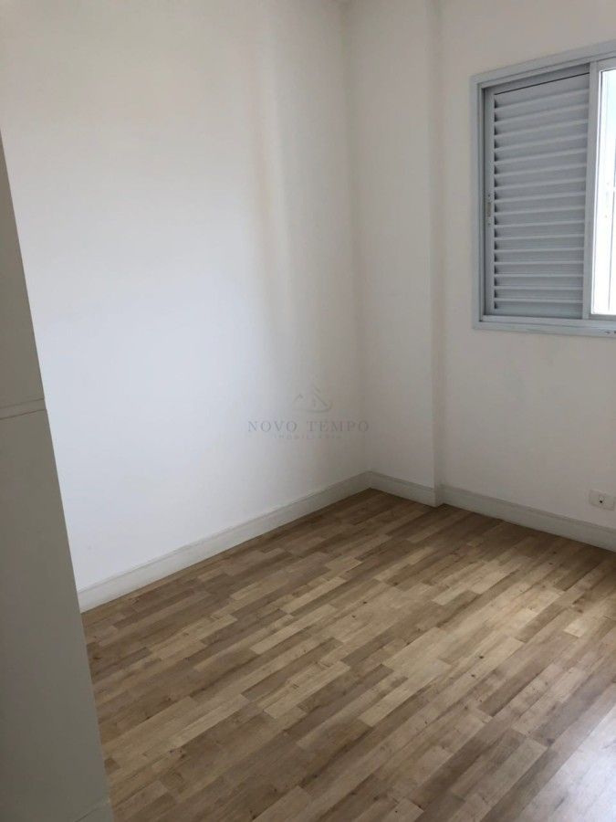 Apartamento para alugar com 3 quartos, 84m² - Foto 8