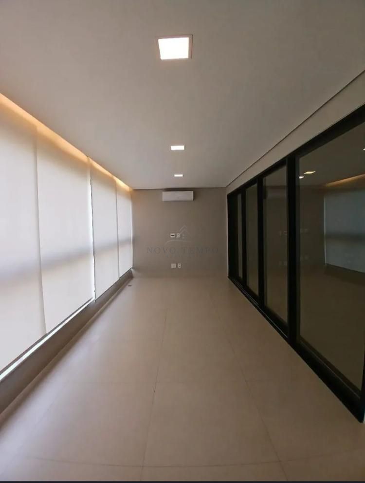 Apartamento, 3 quartos, 206 m² - Foto 2