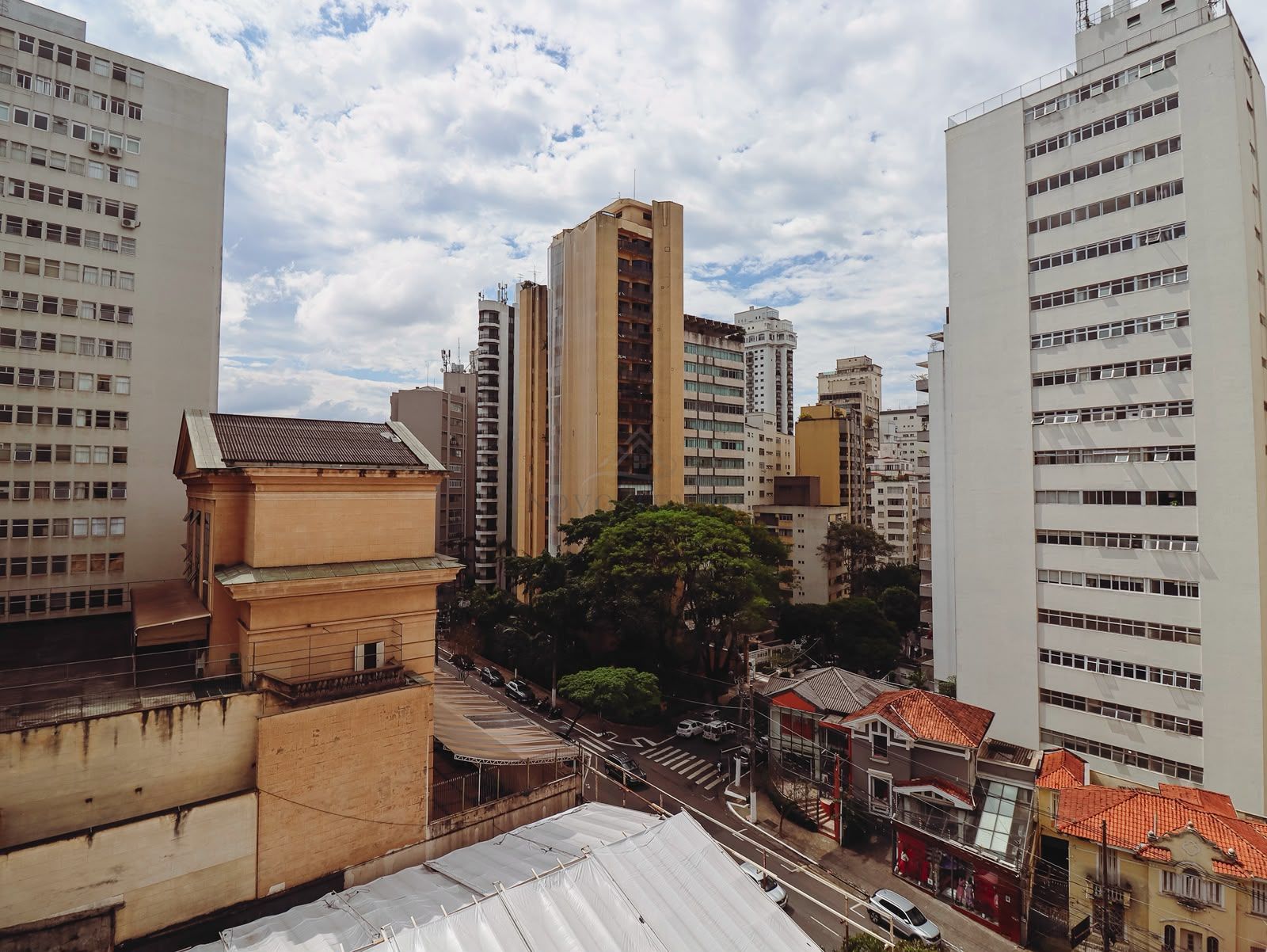 Apartamento, 4 quartos, 250 m² - Foto 1