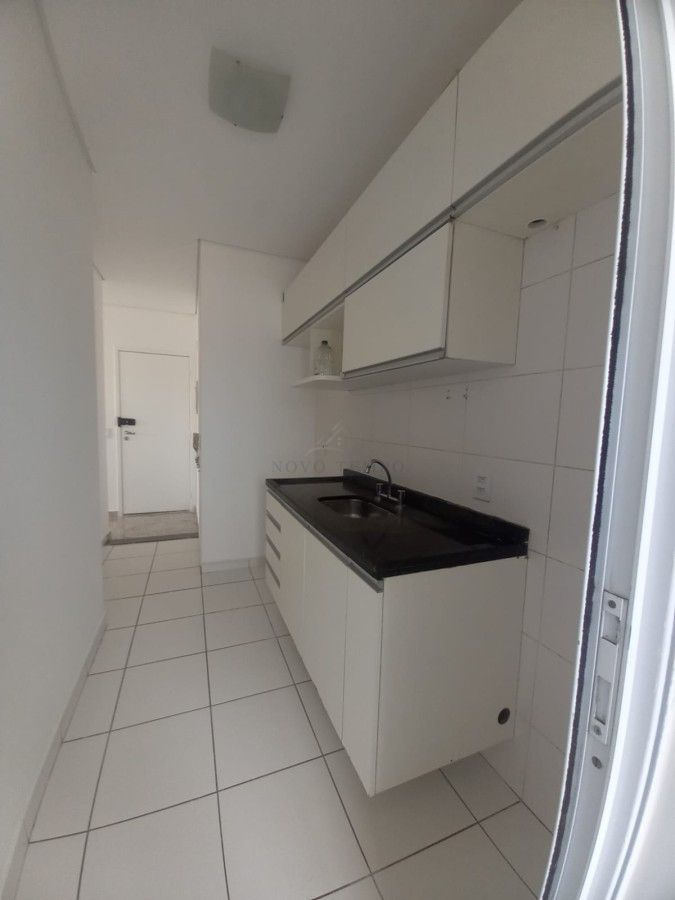 Apartamento para alugar com 2 quartos, 110m² - Foto 5