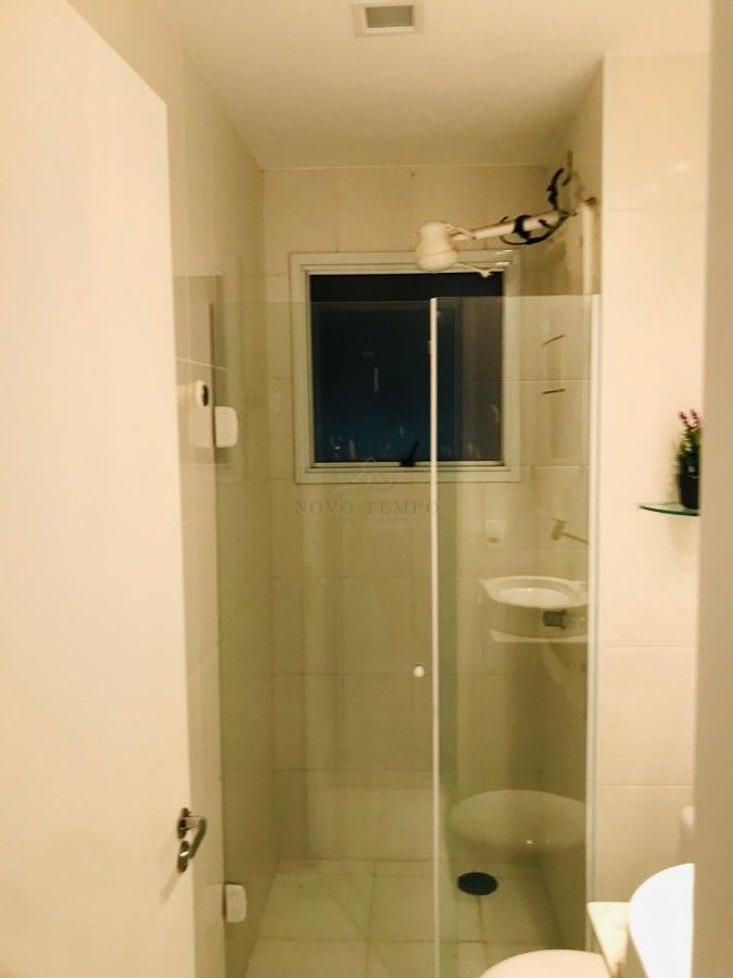 Apartamento para alugar com 2 quartos, 72m² - Foto 14