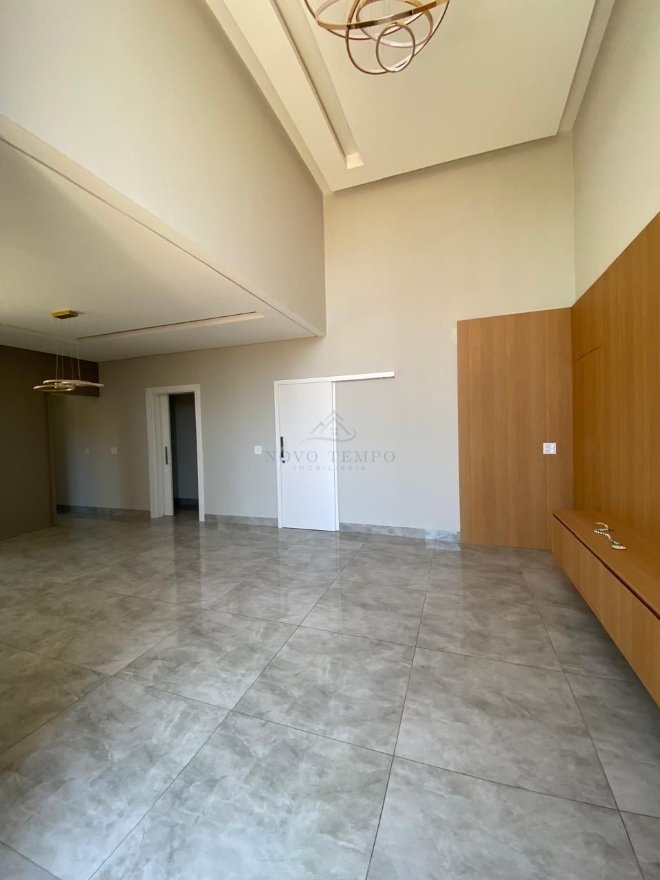 Casa, 3 quartos, 175 m² - Foto 1