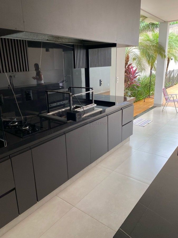 Casa, 3 quartos, 217 m² - Foto 4