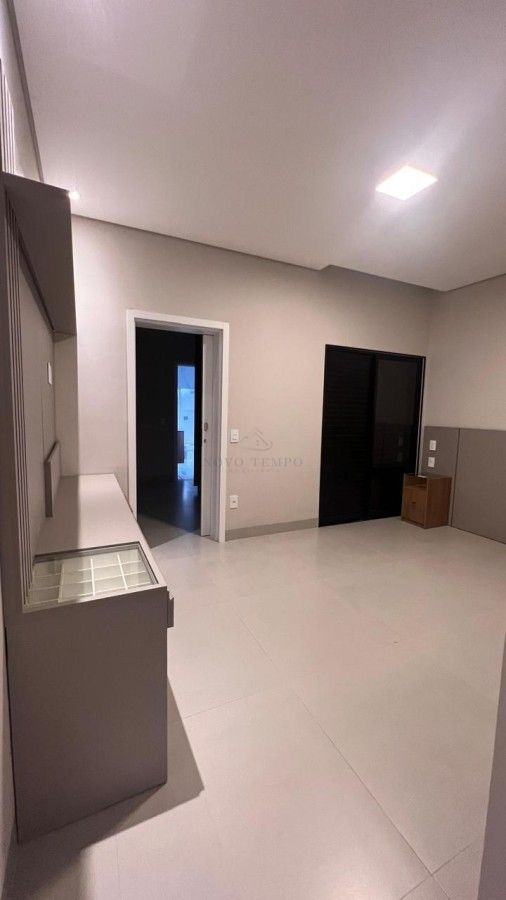 Casa, 3 quartos, 276 m² - Foto 11