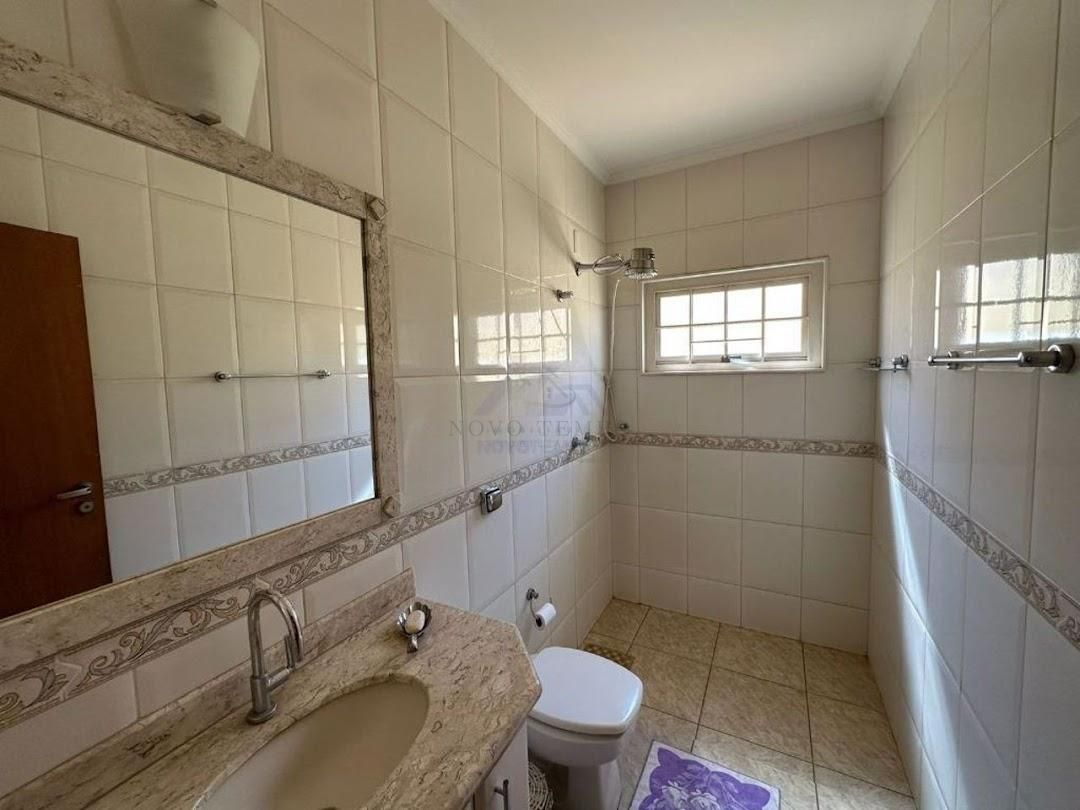 Casa, 3 quartos, 234 m² - Foto 13