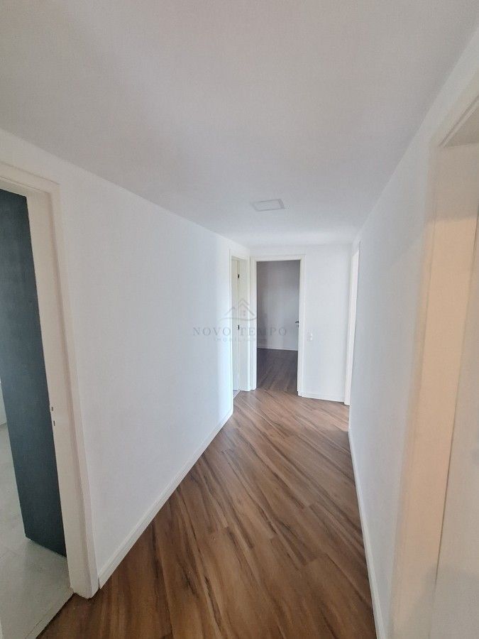 Apartamento para alugar com 2 quartos, 127m² - Foto 11