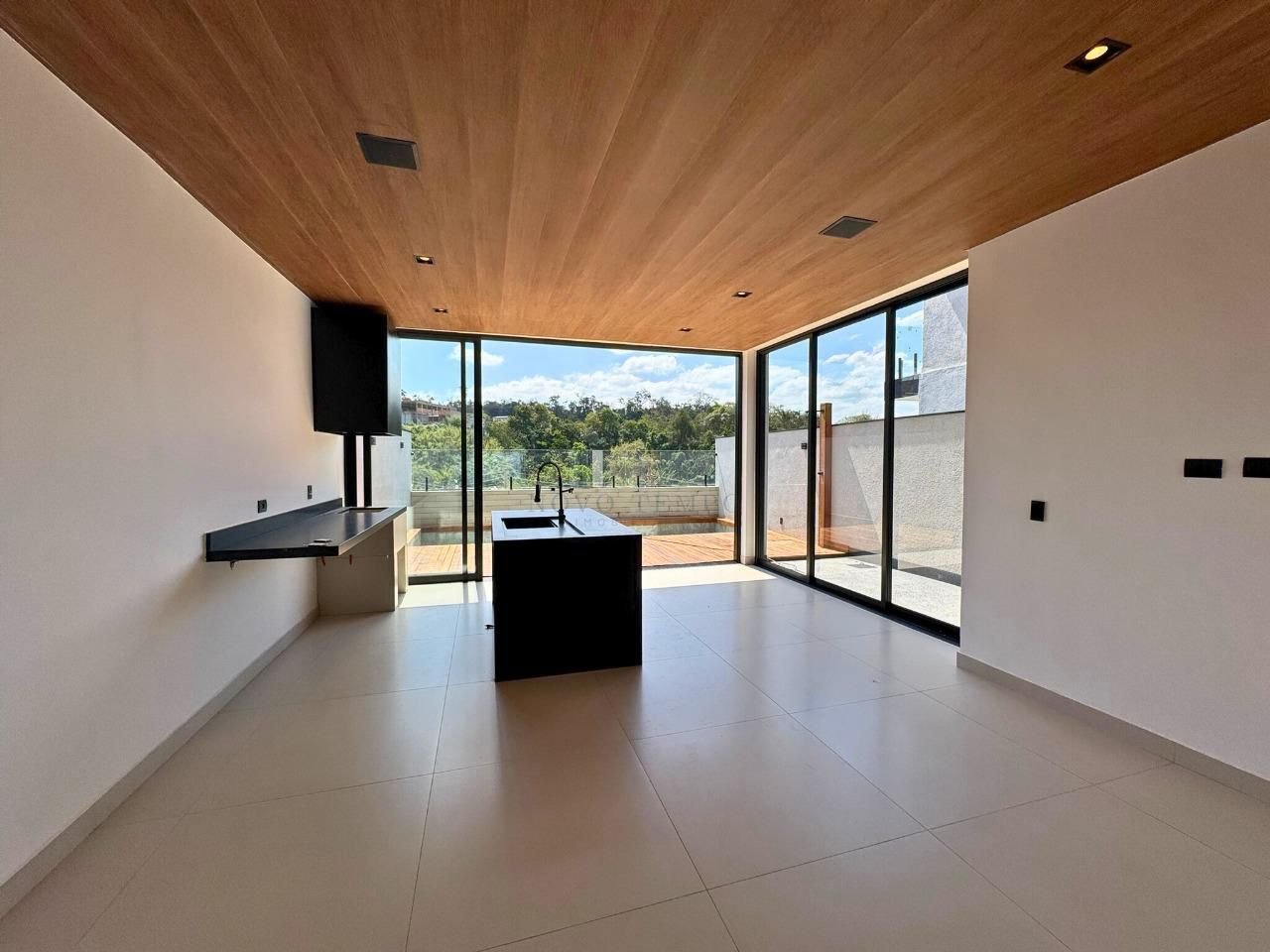 Casa, 3 quartos, 235 m² - Foto 4