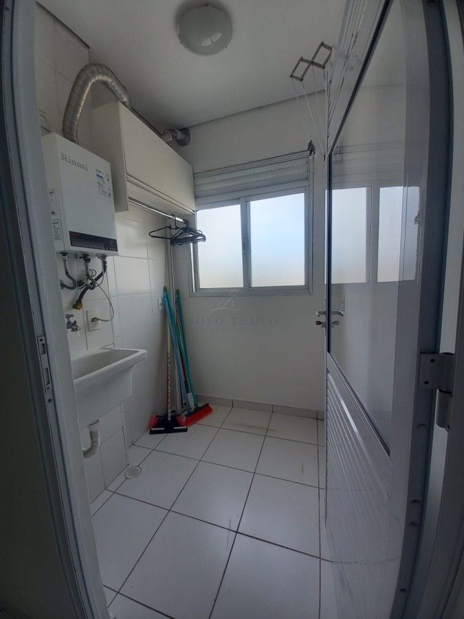 Apartamento para alugar com 2 quartos, 110m² - Foto 22