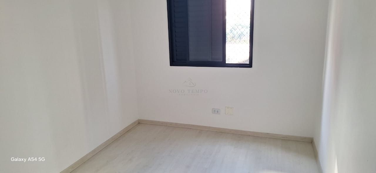 Apartamento para alugar com 3 quartos, 91m² - Foto 4