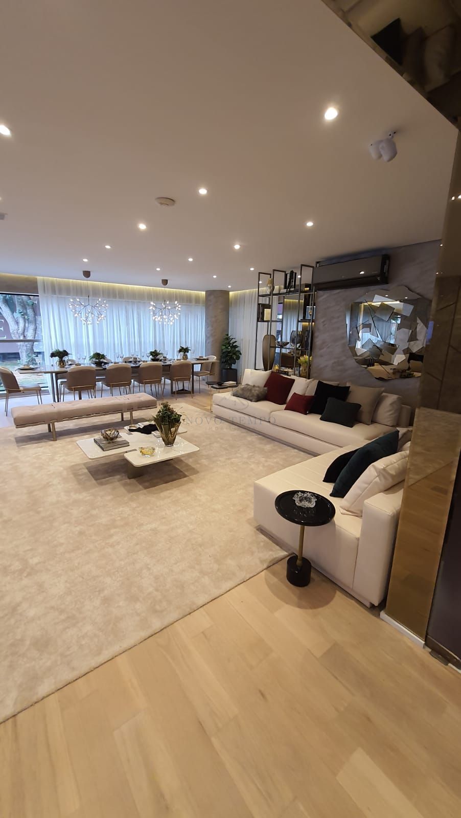 Apartamento, 4 quartos, 212 m² - Foto 2