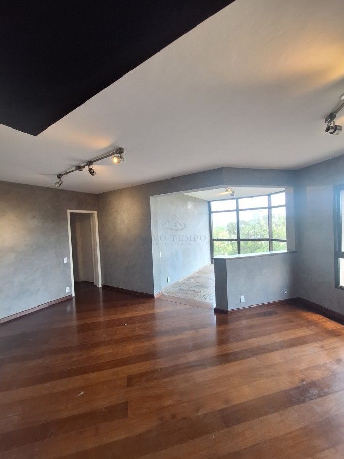 Apartamento para alugar com 2 quartos, 127m² - Foto 5