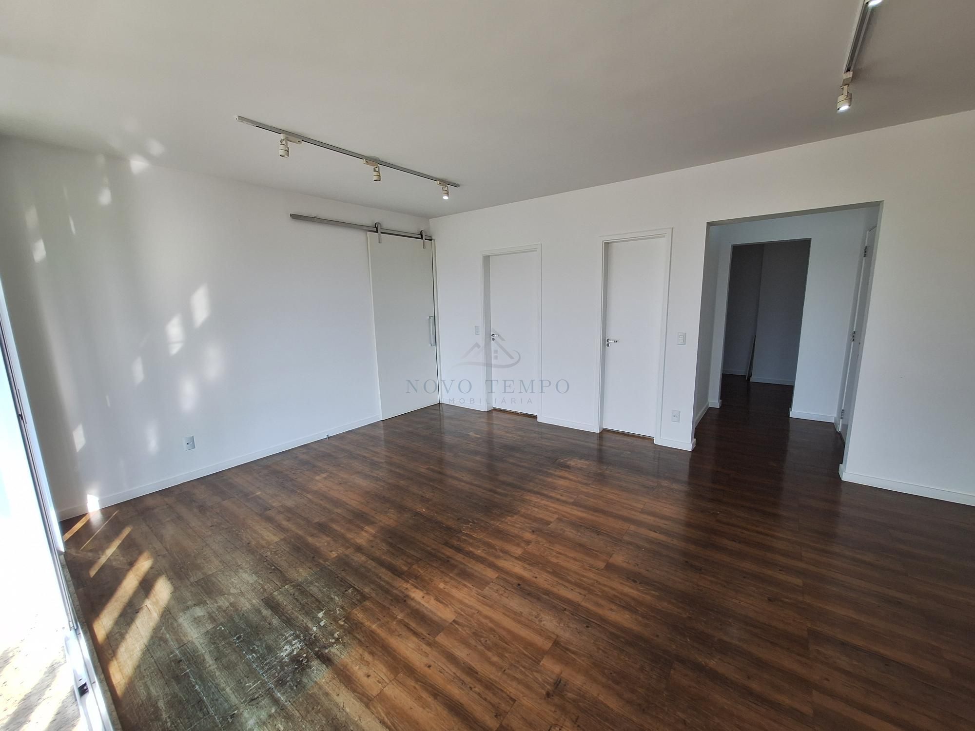 Apartamento, 3 quartos, 121 m² - Foto 2