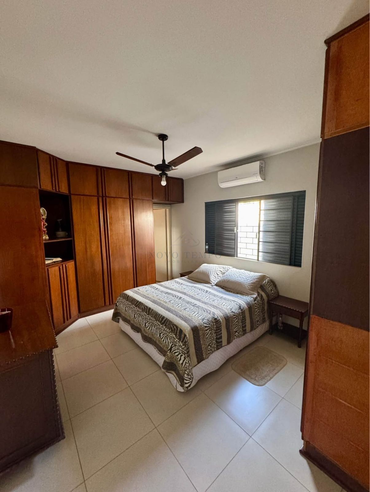 Casa, 3 quartos, 240 m² - Foto 3
