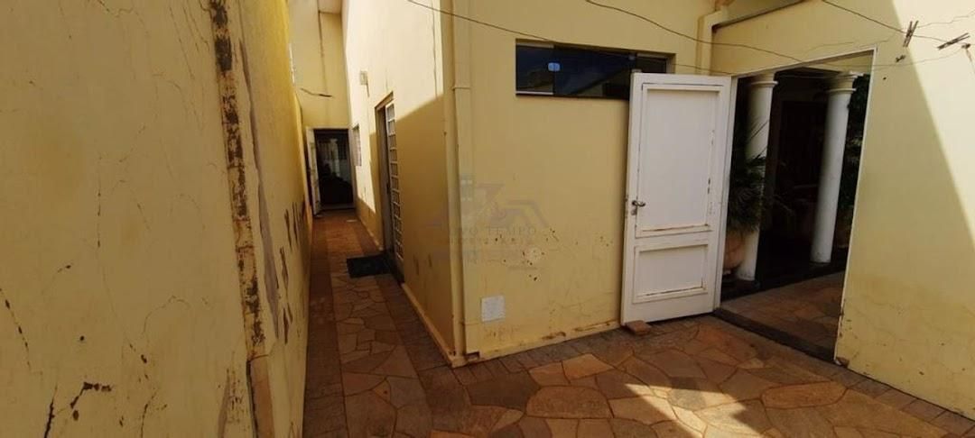 Casa, 3 quartos, 280 m² - Foto 30