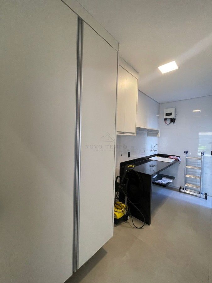 Casa, 3 quartos, 211 m² - Foto 8