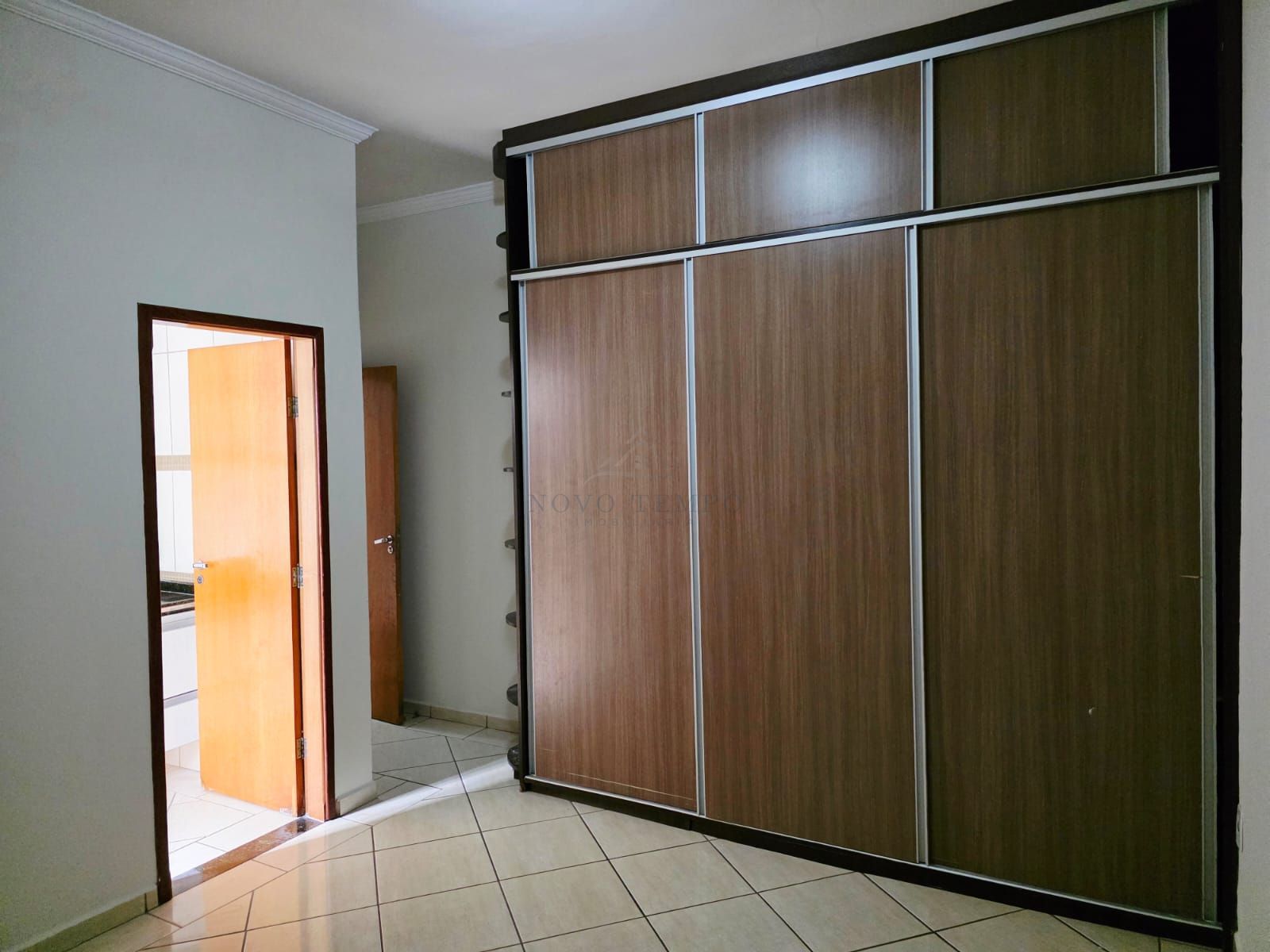 Casa, 3 quartos, 285 m² - Foto 8