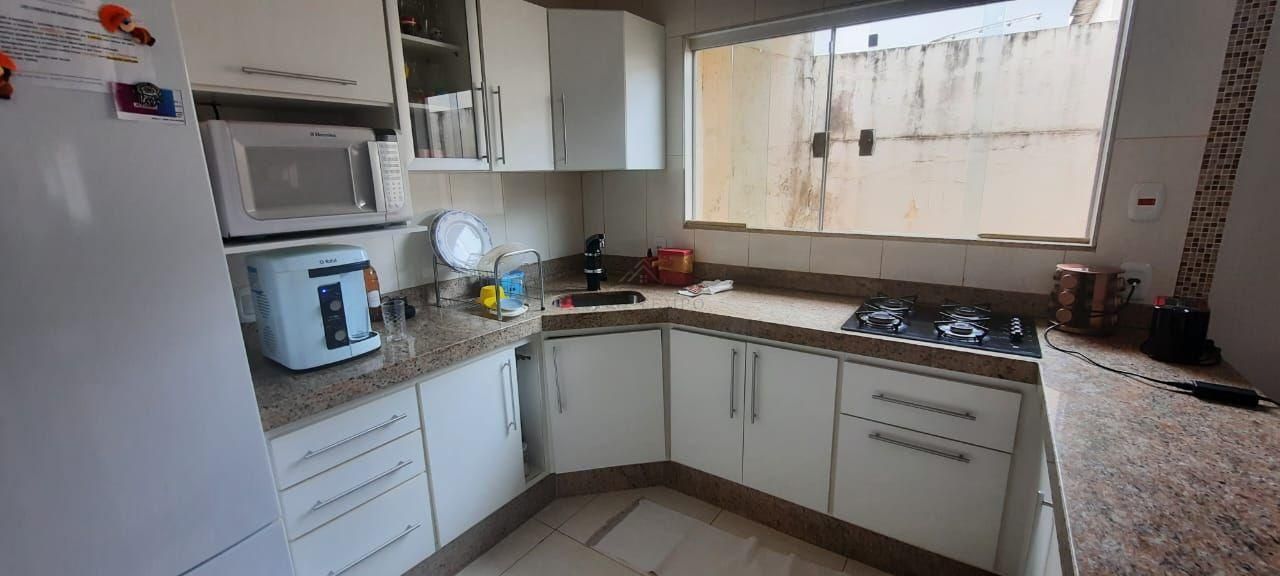 Casa, 3 quartos, 200 m² - Foto 4