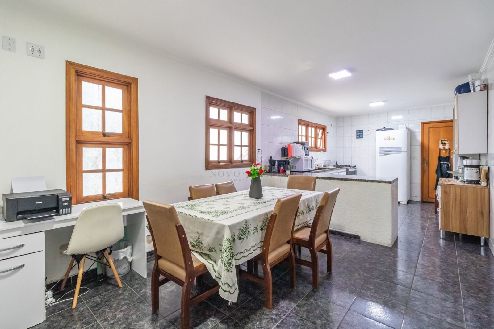 Casa, 4 quartos, 187 m² - Foto 4