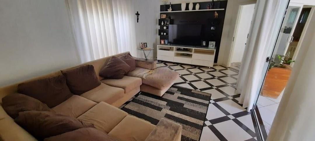 Casa, 3 quartos, 280 m² - Foto 1