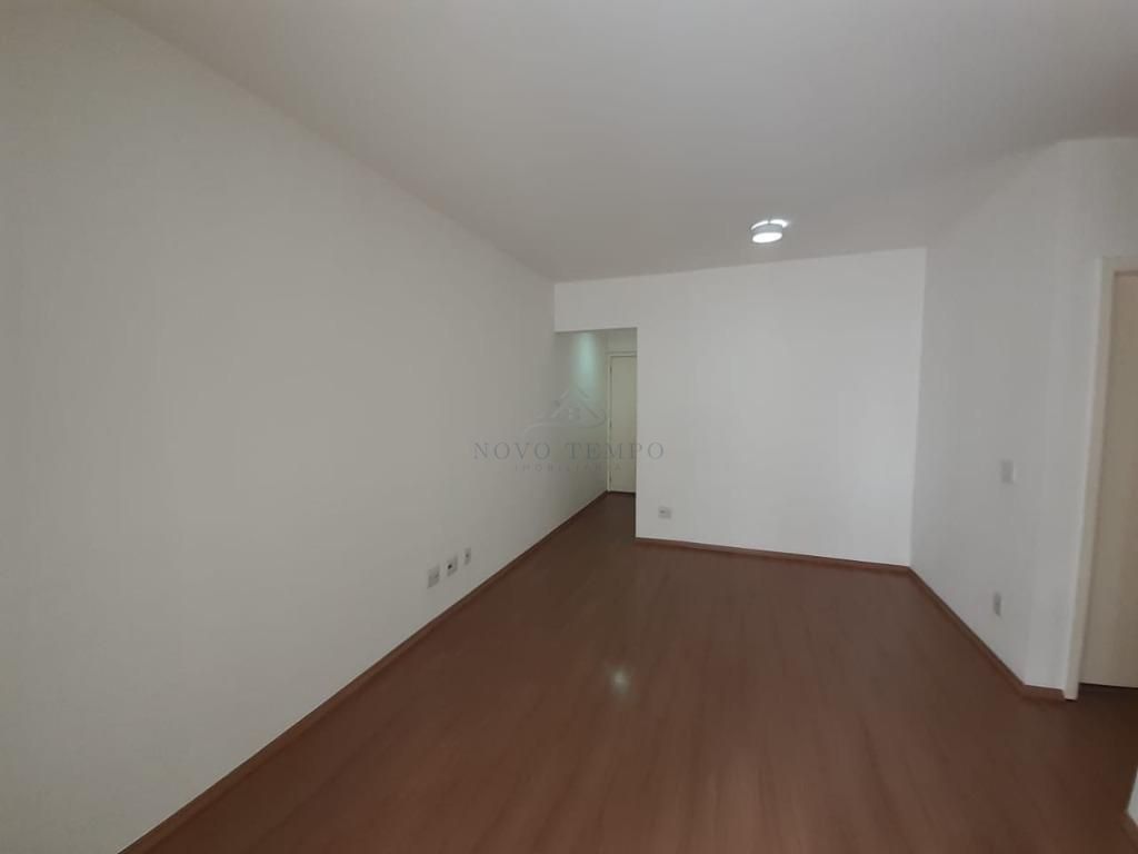 Apartamento para alugar com 3 quartos, 85m² - Foto 2