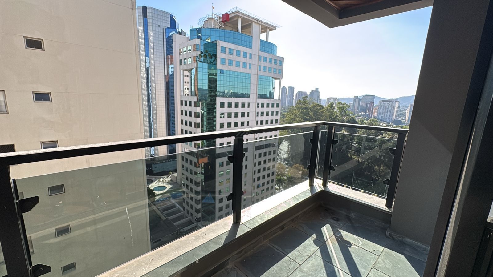 Apartamento, 3 quartos, 163 m² - Foto 1