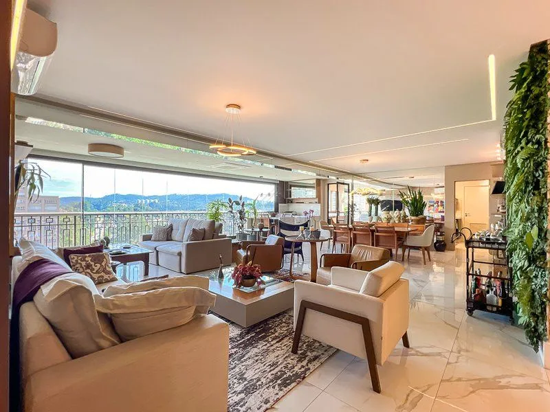 Apartamento, 3 quartos, 228 m² - Foto 1