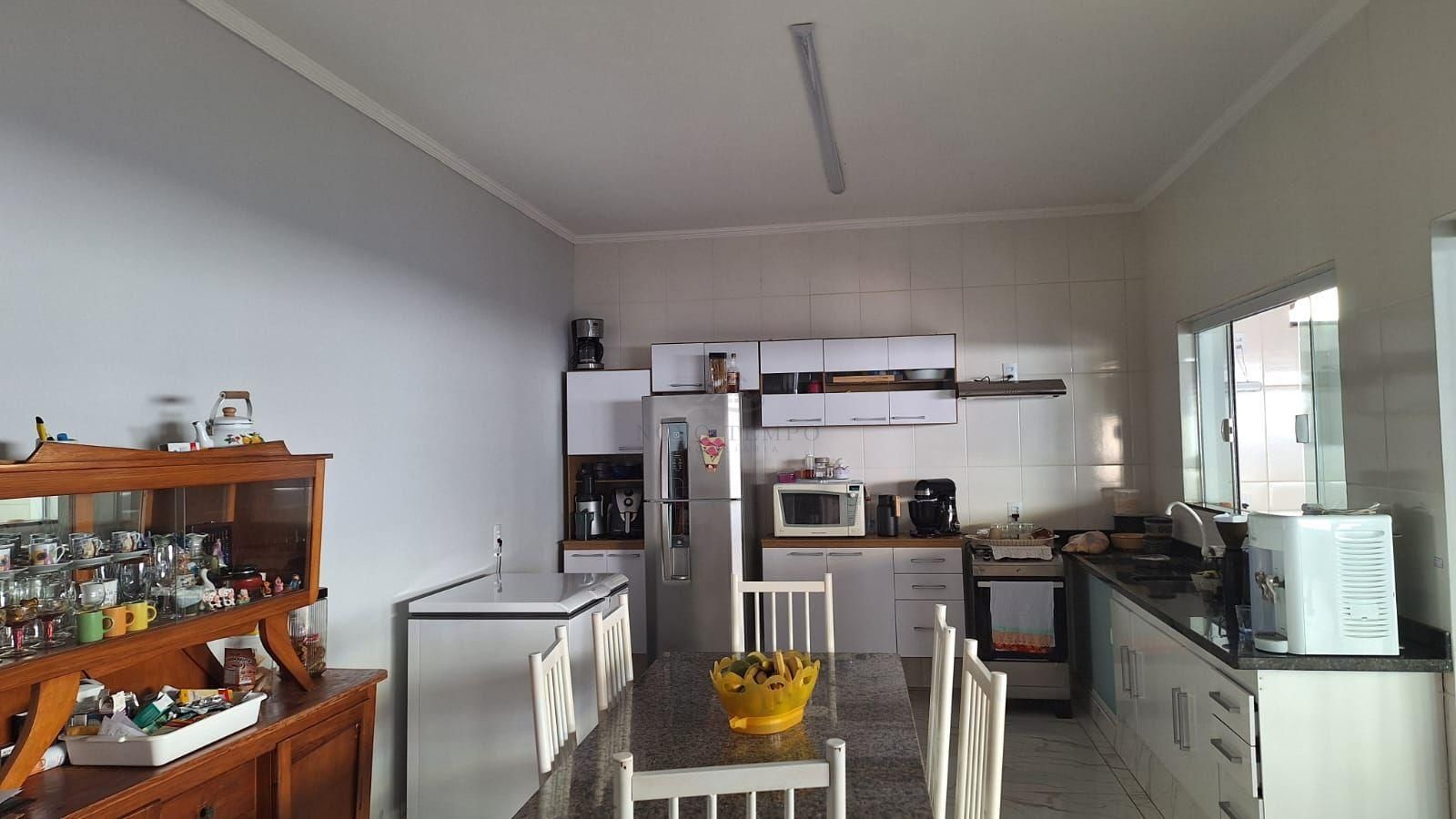 Casa, 3 quartos, 275 m² - Foto 6