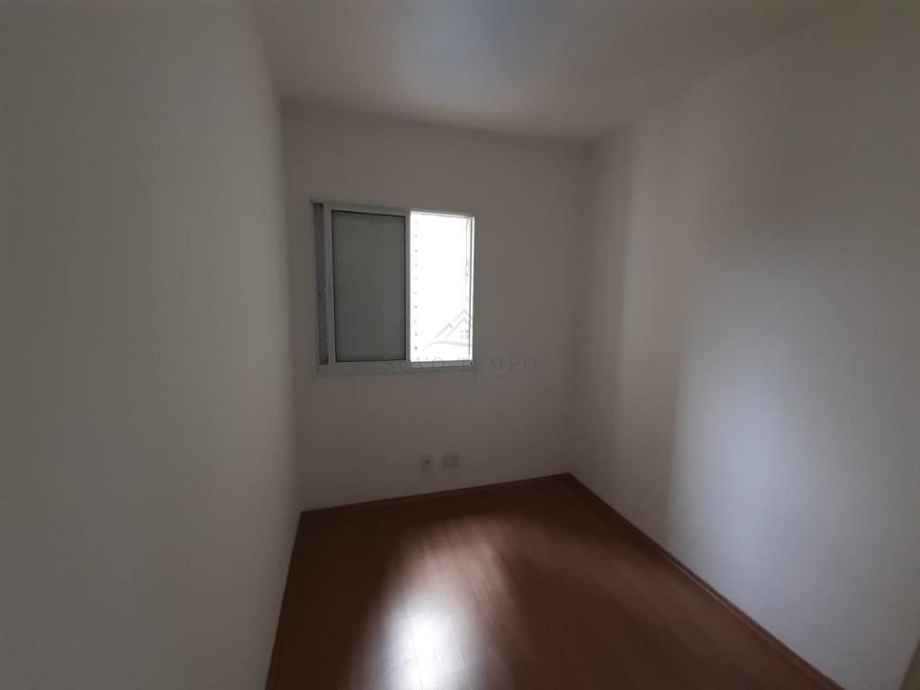 Apartamento para alugar com 3 quartos, 85m² - Foto 10