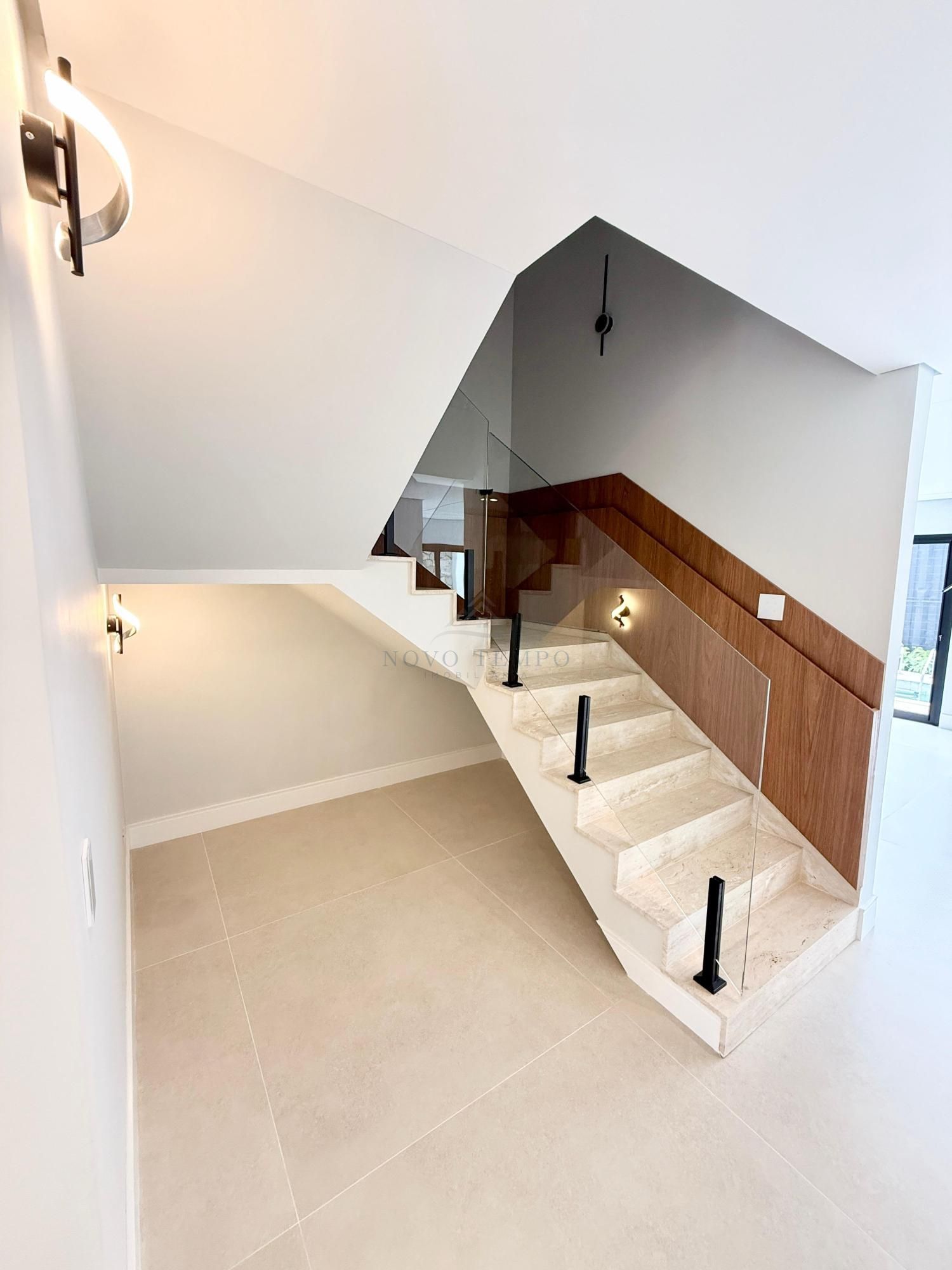 Casa, 4 quartos, 300 m² - Foto 33