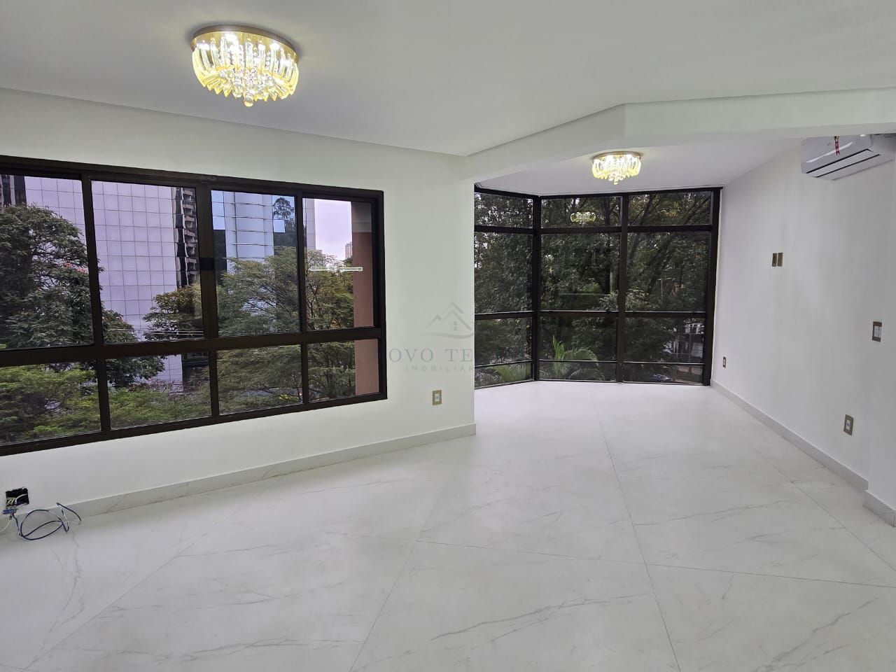 Apartamento, 3 quartos, 130 m² - Foto 2