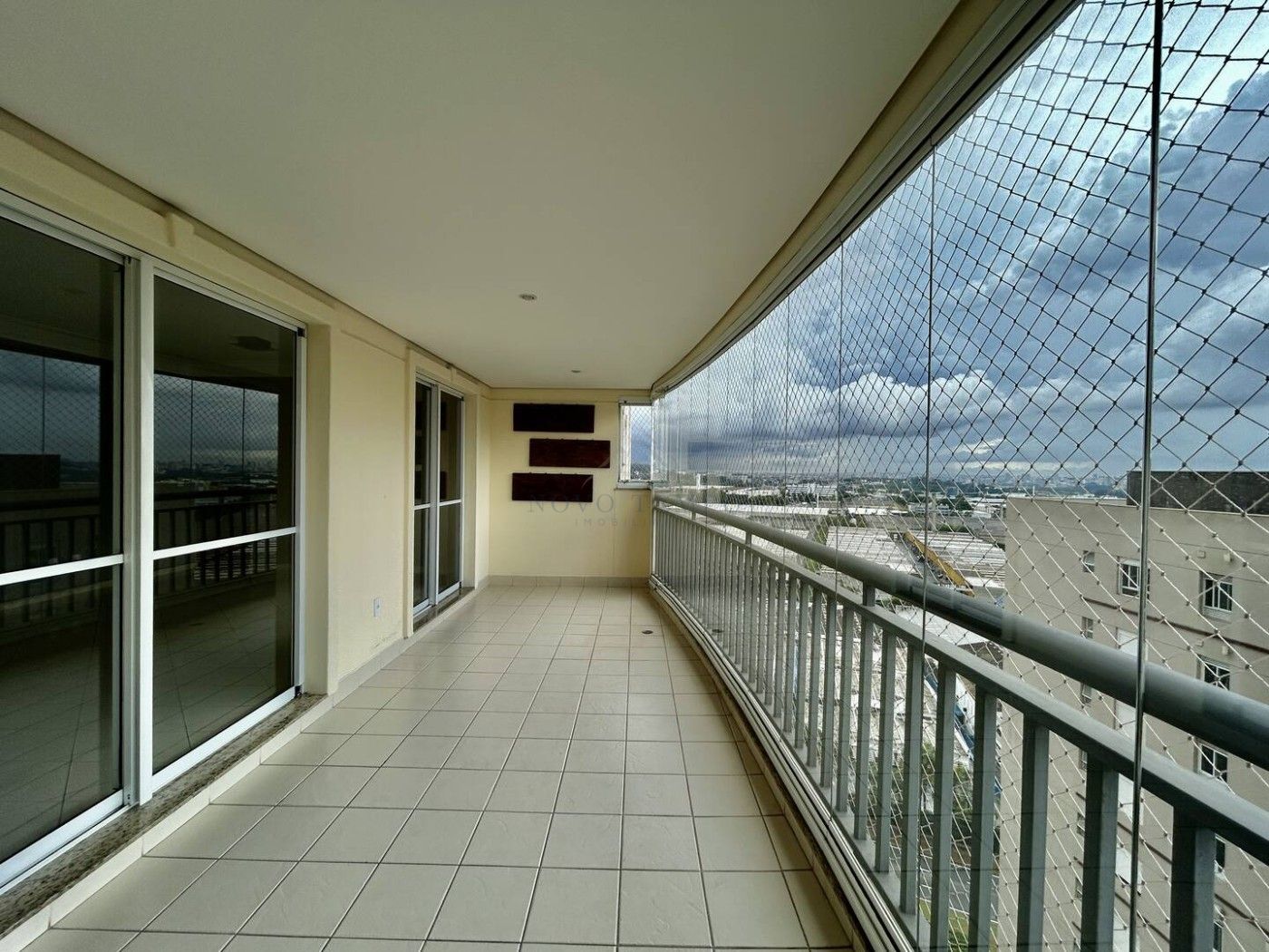 Apartamento para alugar com 3 quartos, 165m² - Foto 22