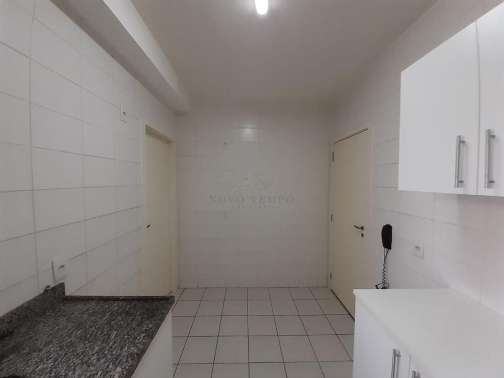 Apartamento para alugar com 3 quartos, 85m² - Foto 6