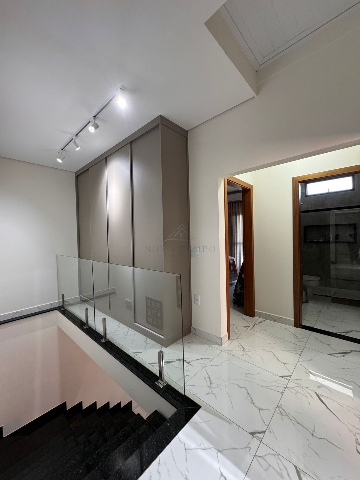 Casa, 4 quartos, 380 m² - Foto 11