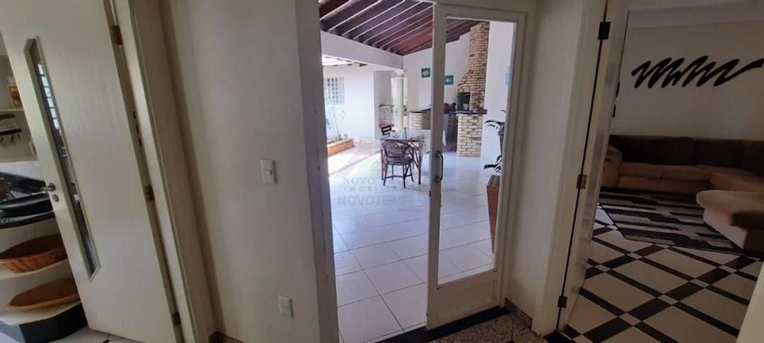 Casa, 3 quartos, 280 m² - Foto 36