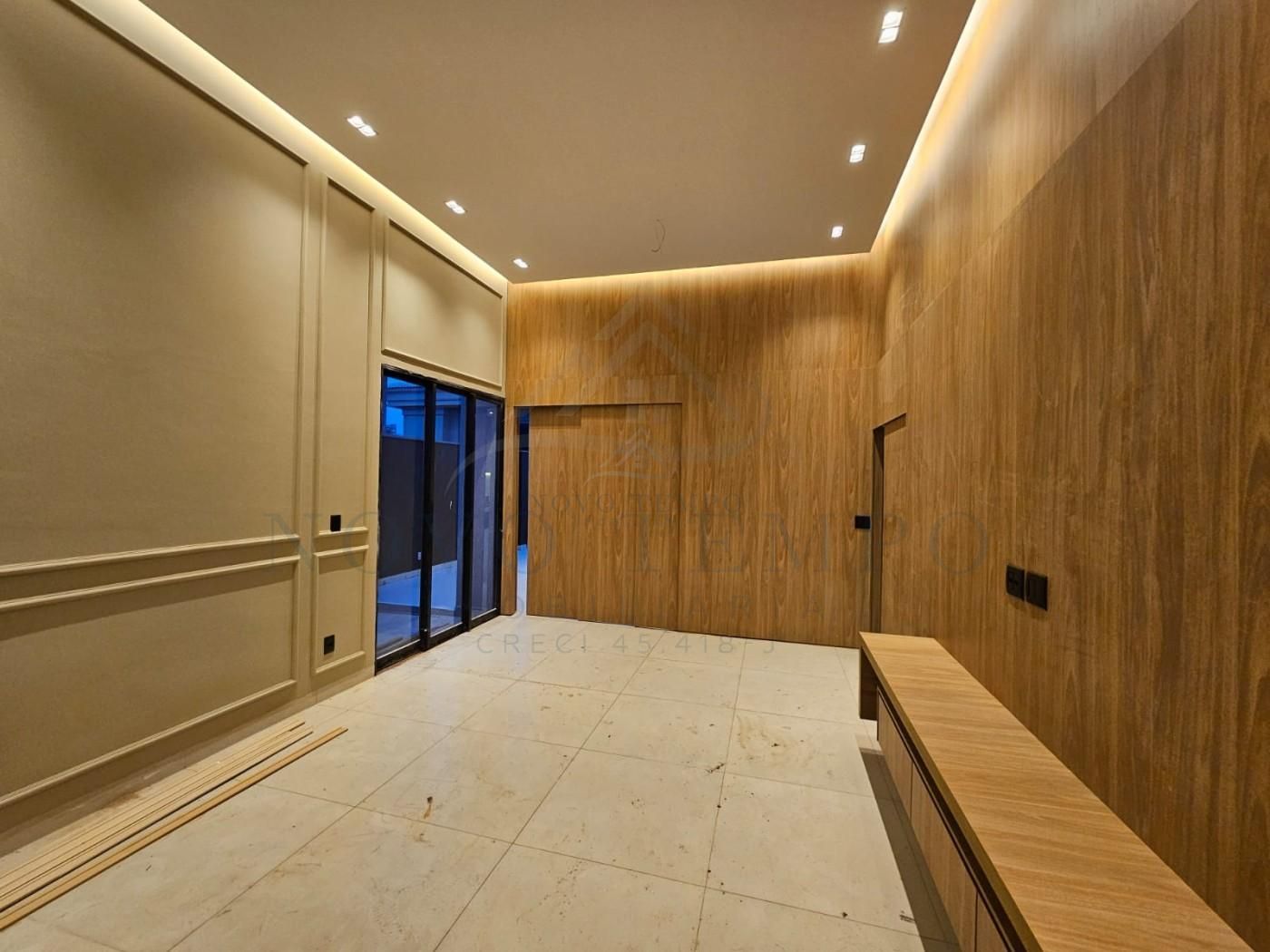 Casa, 3 quartos, 276 m² - Foto 1