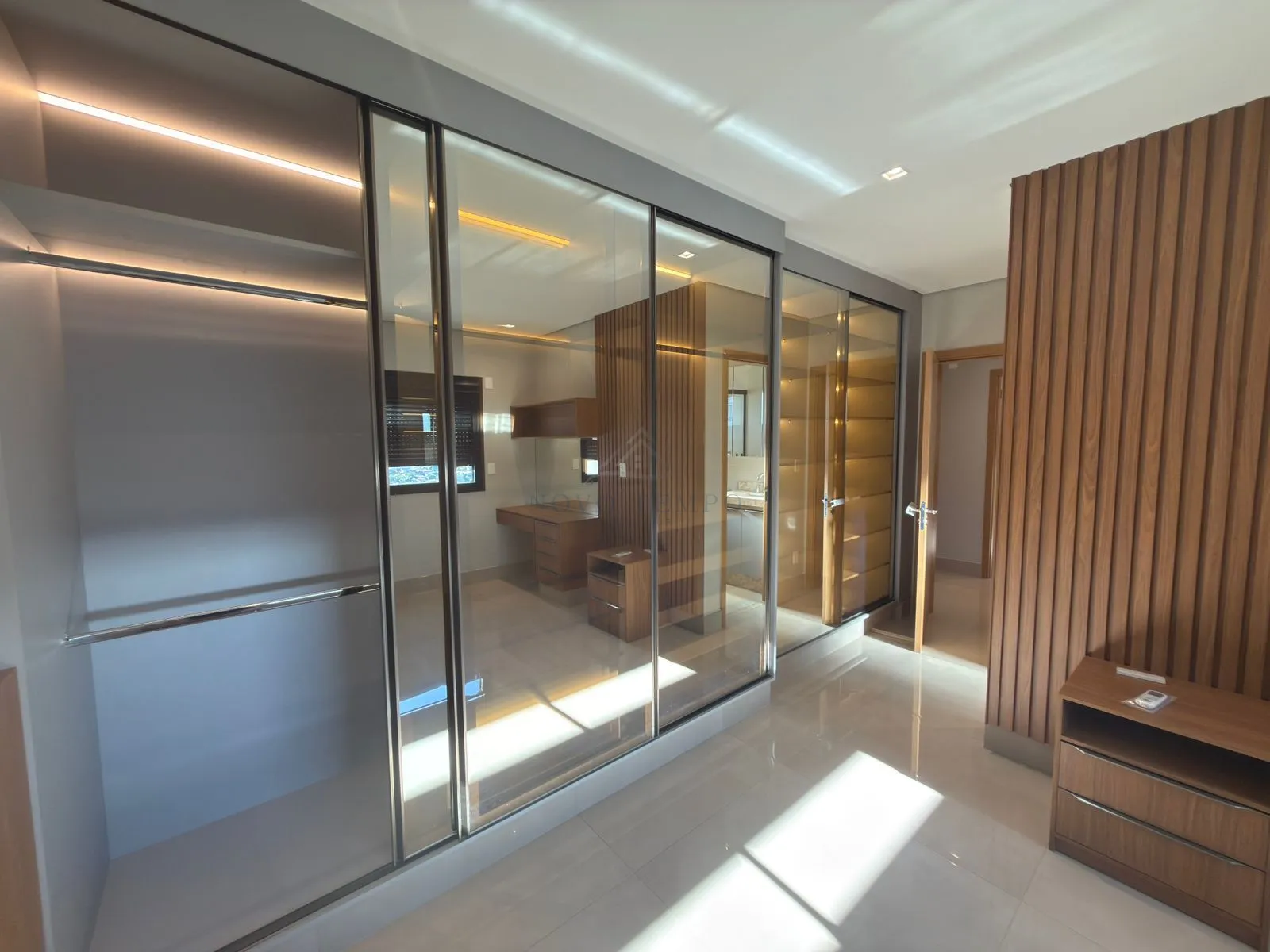 Apartamento, 4 quartos, 257 m² - Foto 17