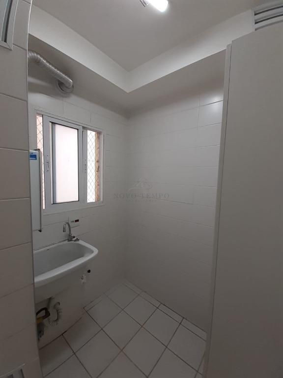 Apartamento para alugar com 3 quartos, 85m² - Foto 17