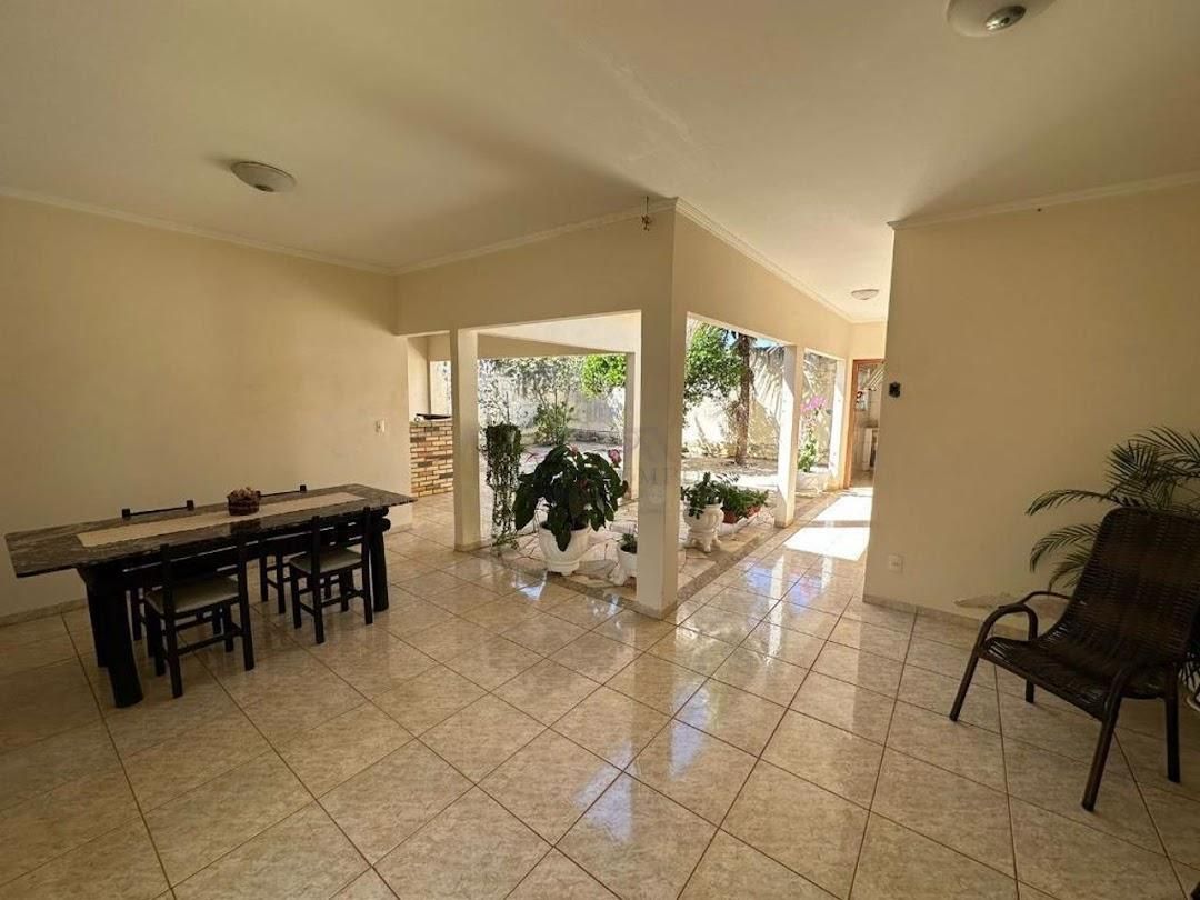 Casa, 3 quartos, 234 m² - Foto 15