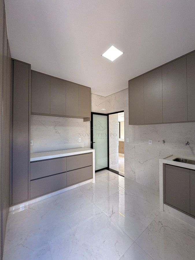 Casa, 4 quartos, 260 m² - Foto 16