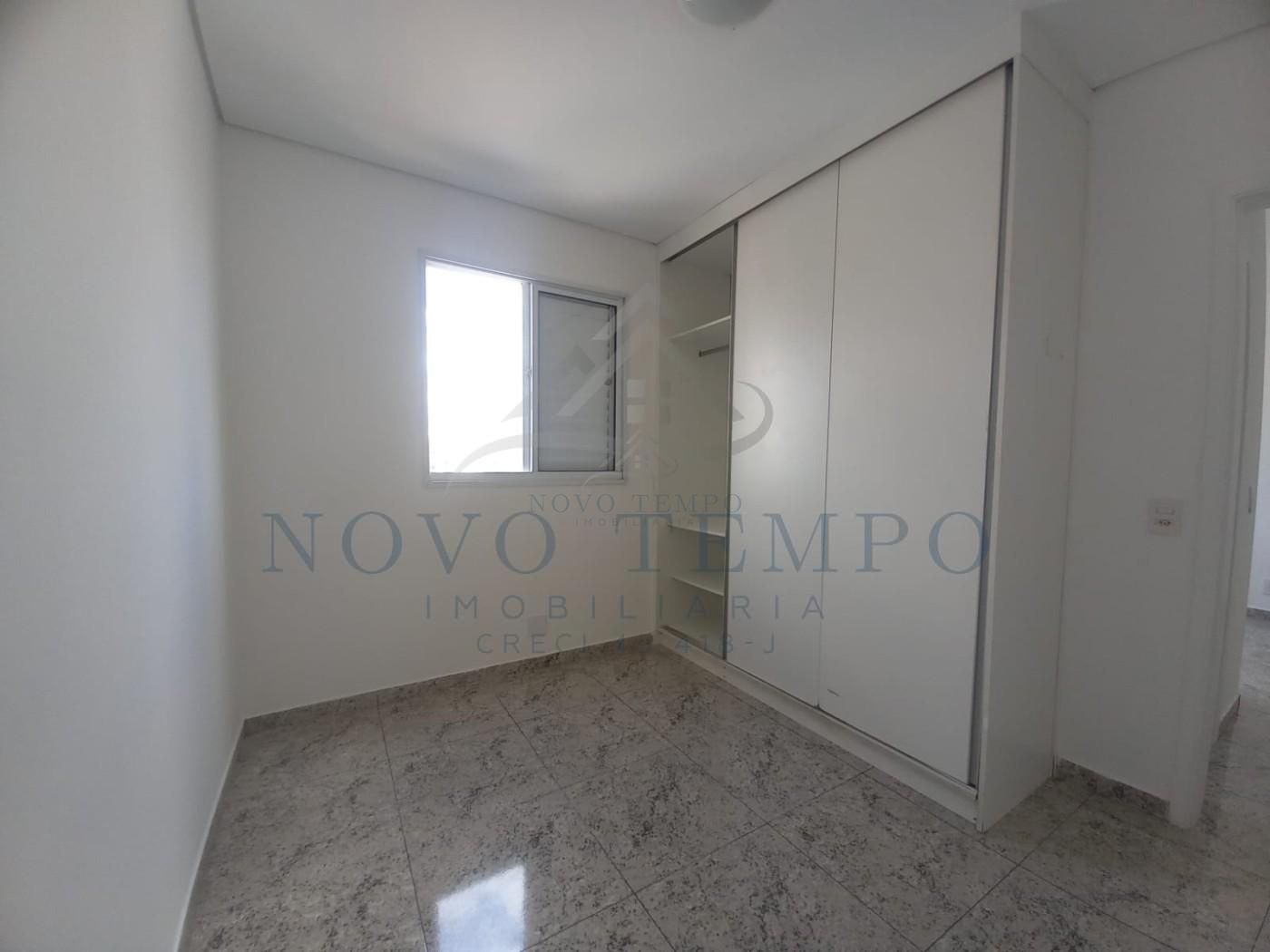 Apartamento para alugar com 2 quartos, 110m² - Foto 12