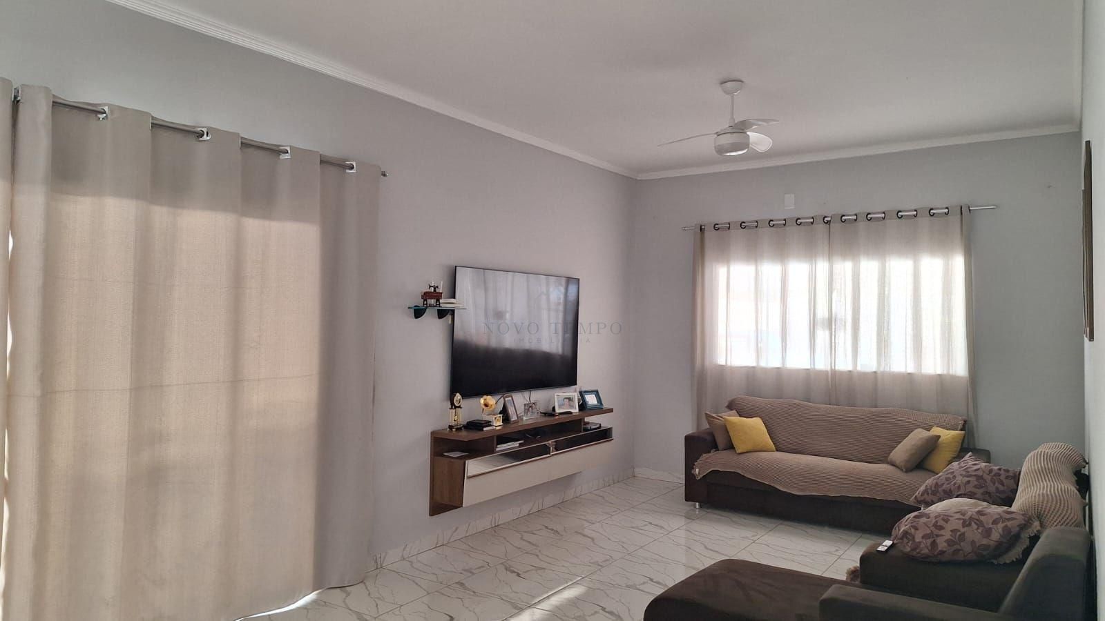 Casa, 3 quartos, 275 m² - Foto 3