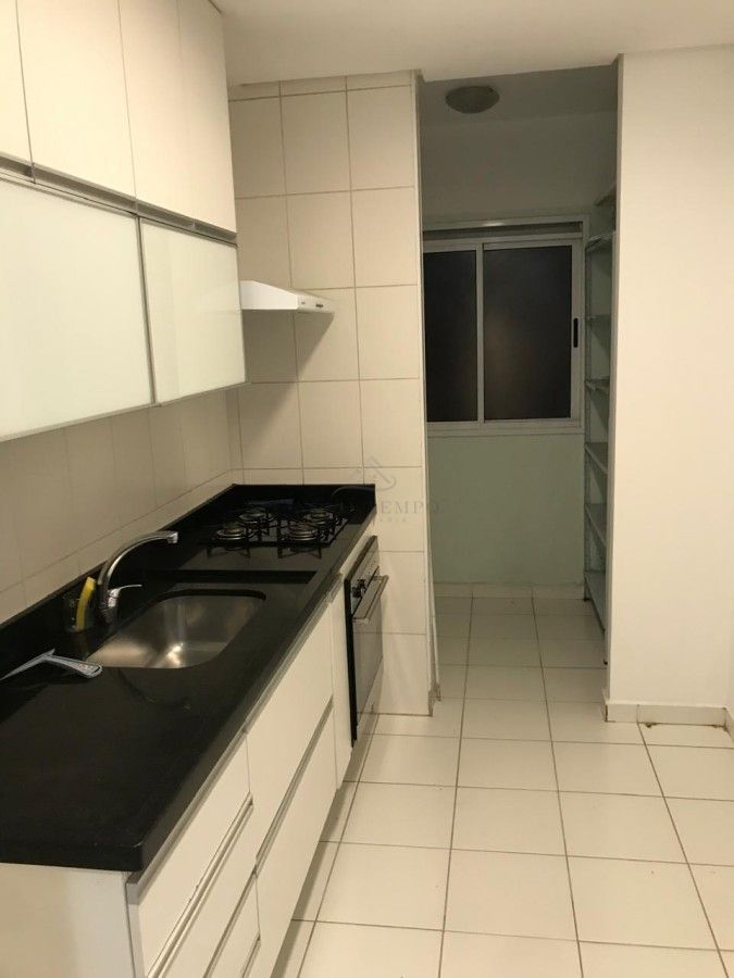 Apartamento para alugar com 2 quartos, 72m² - Foto 4
